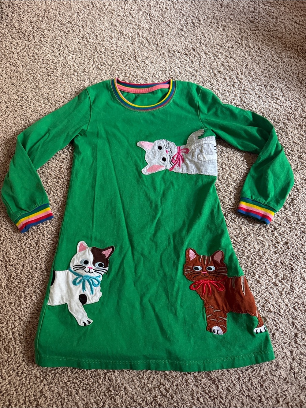 100% cotton Green Kids Dress with Three Appliqué Cats